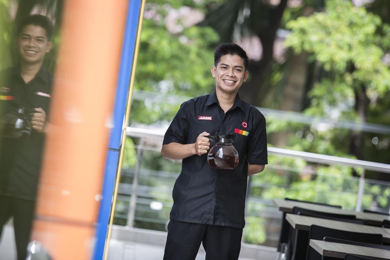 Amaris Hotel Ponorogo Экстерьер фото